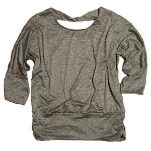 Fortune + Ivy Gray 3/4 sleeve workout top pullover